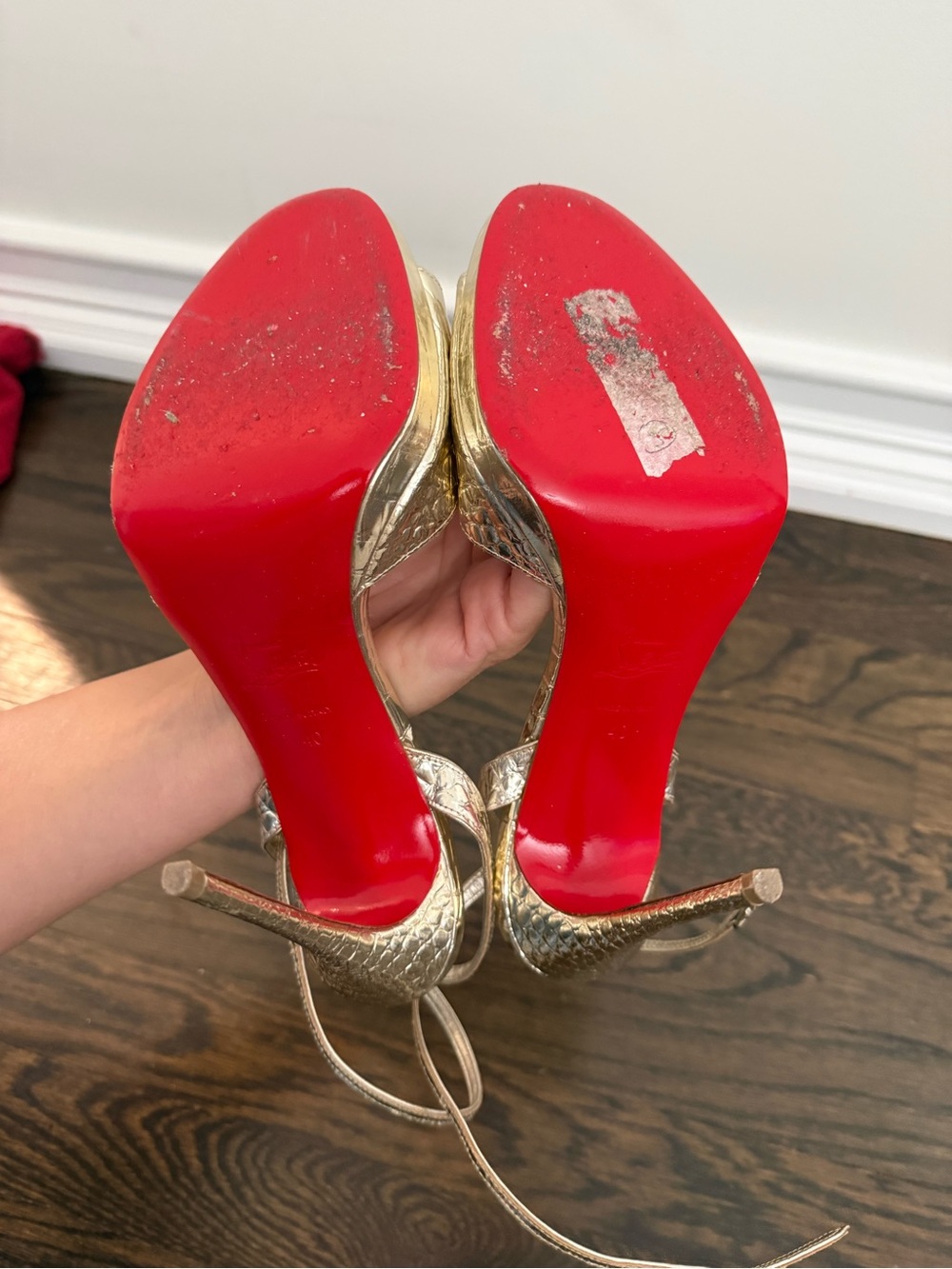 Christian Louboutin Gold Metallic Croc-Embossed Slingback Sandals size 40 - Picture 7 of 10